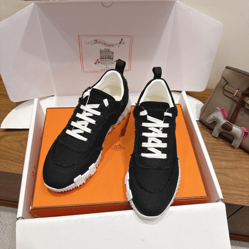 Hermes Unisex Sneakers SHU90918
