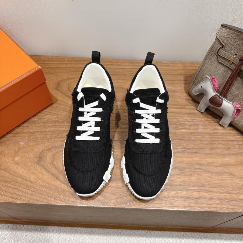 Hermes Unisex Sneakers SHU90918