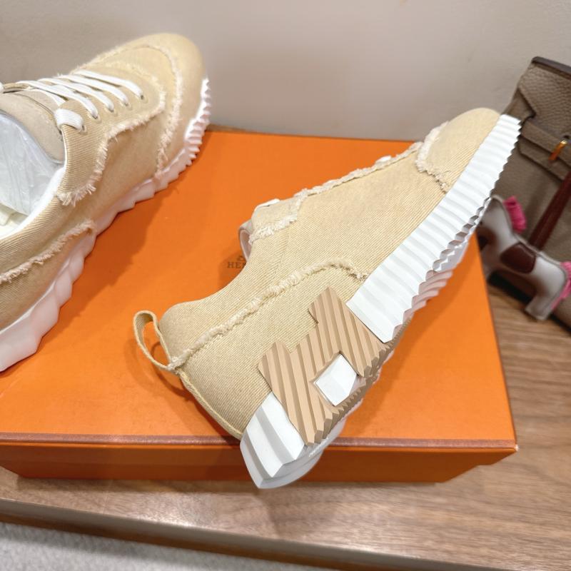 Hermes Unisex Sneakers SHU90922