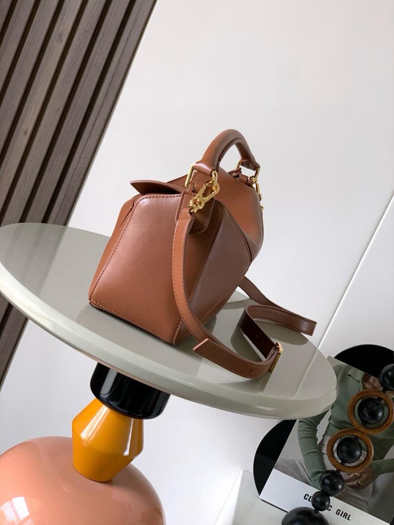 Loewe Lambskin Small Featherlight Puzzle bag Brown L9096