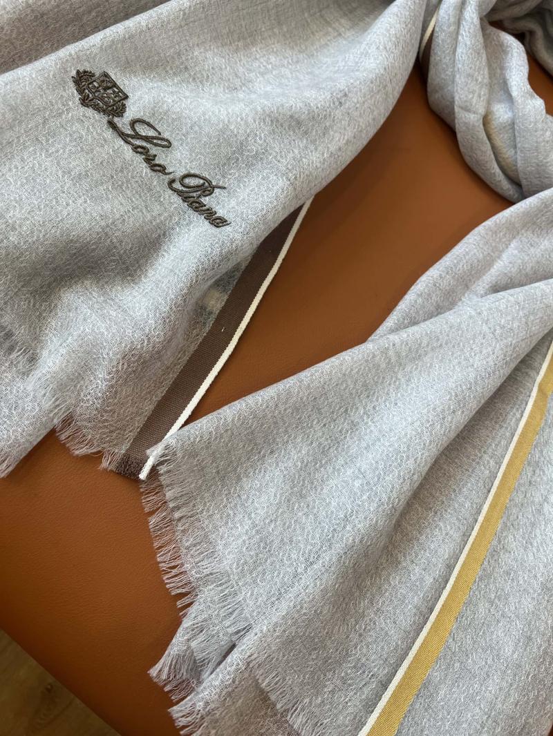 Loro Piana Cashmere Scarf DLPS91305