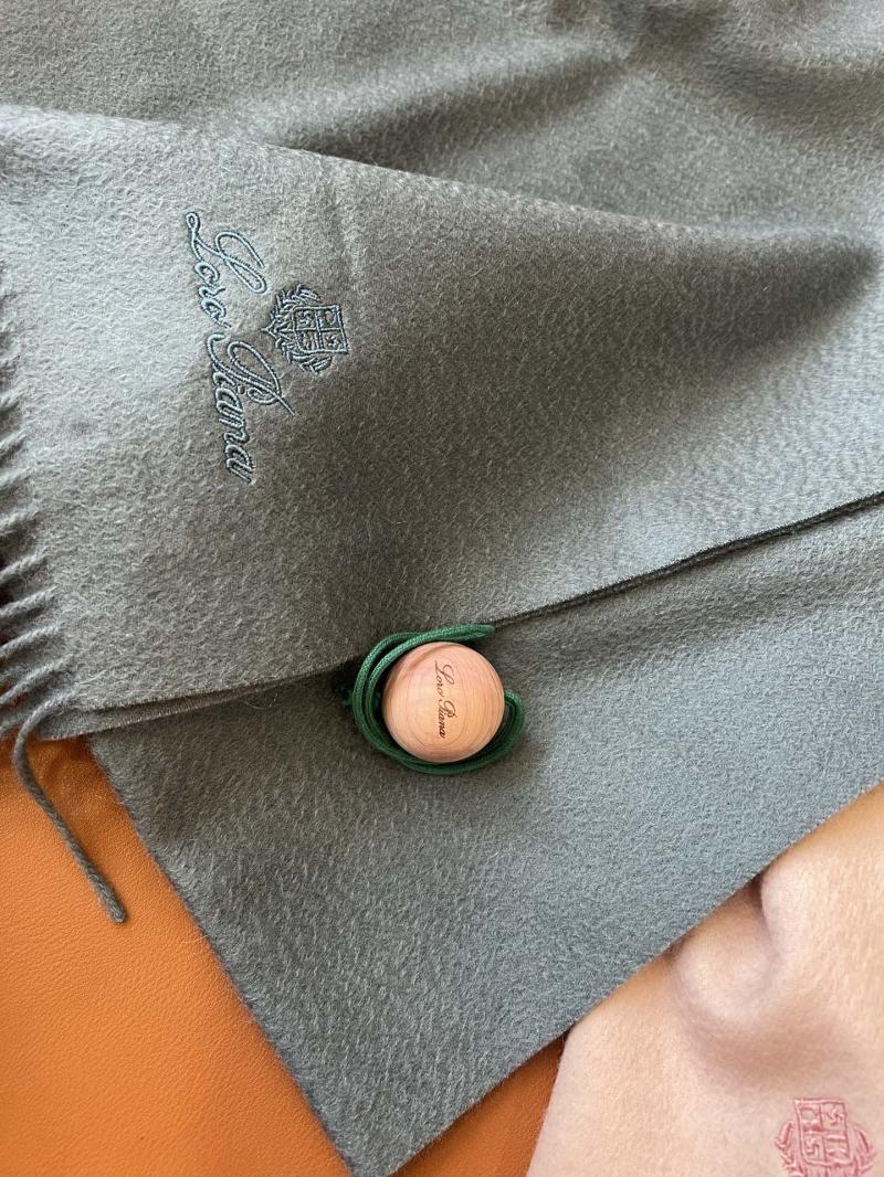 Loro Piana Cashmere Scarf DLPS91307