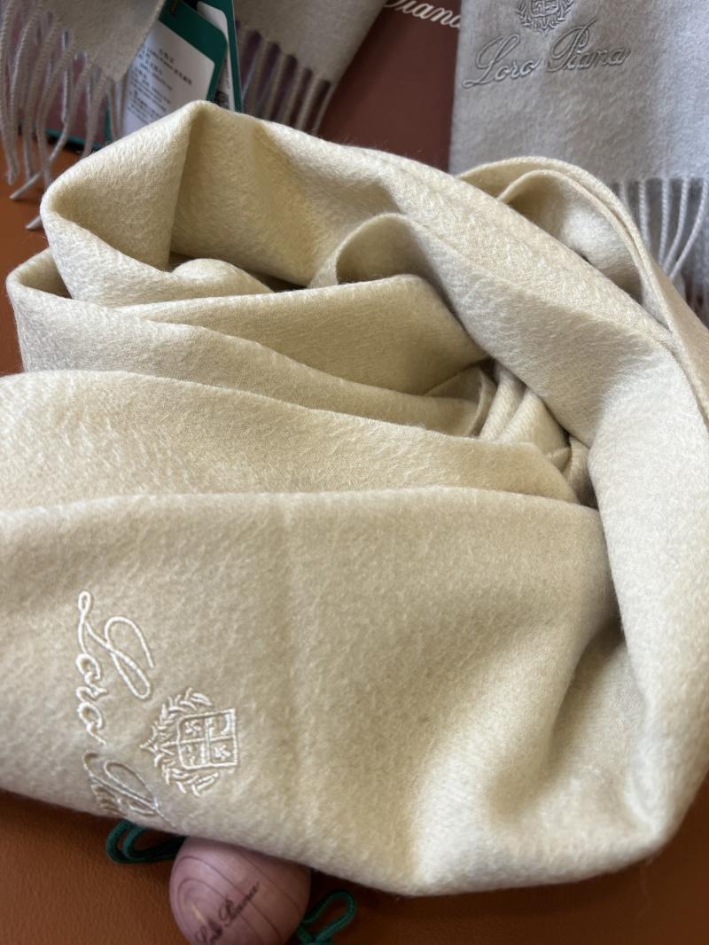 Loro Piana Cashmere Scarf DLPS91308