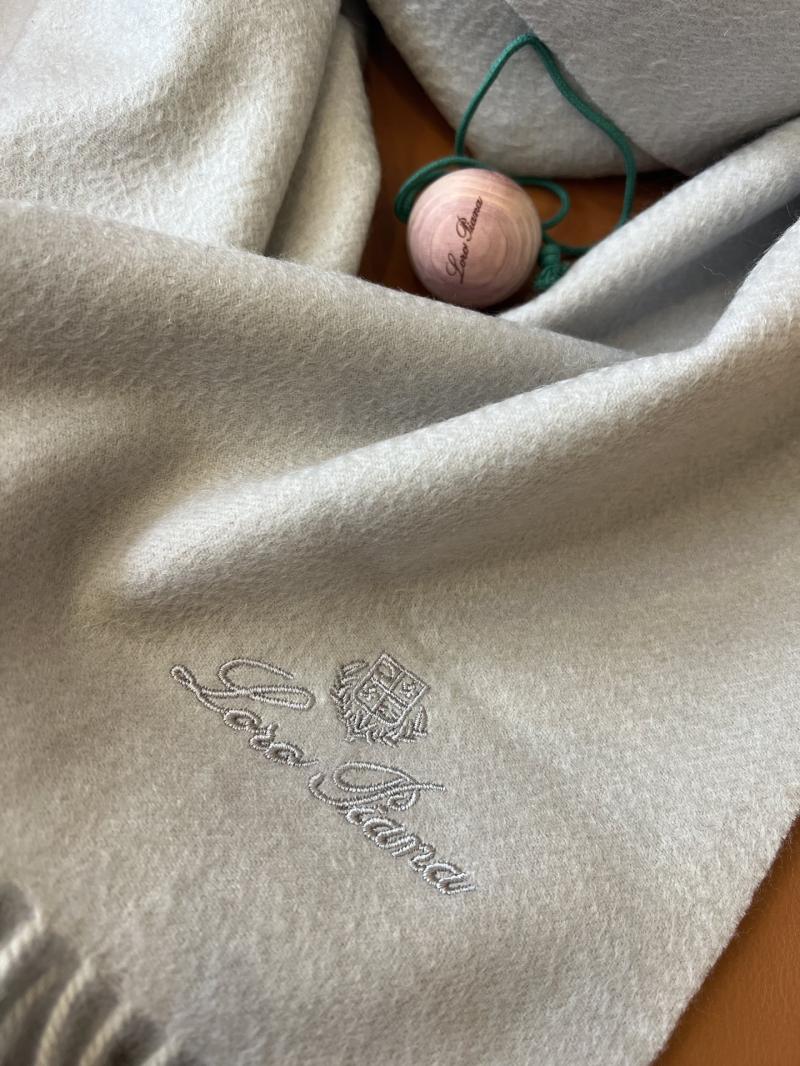 Loro Piana Cashmere Scarf DLPS91311
