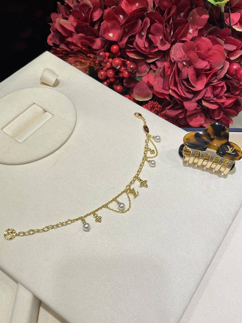 Louis Vuitton Bracelet YLB90701