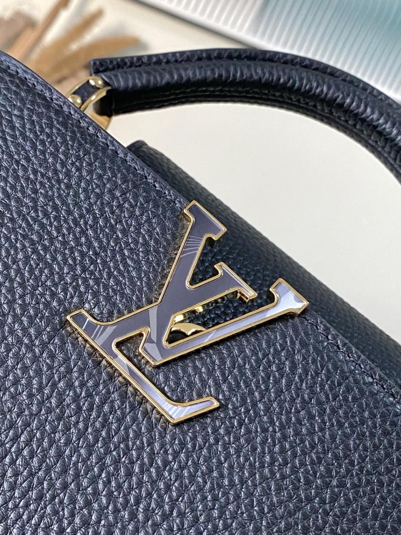Louis Vuitton Capucines BB Black M14970