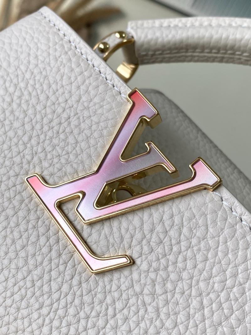 Louis Vuitton Capucines East-West Mini M14393