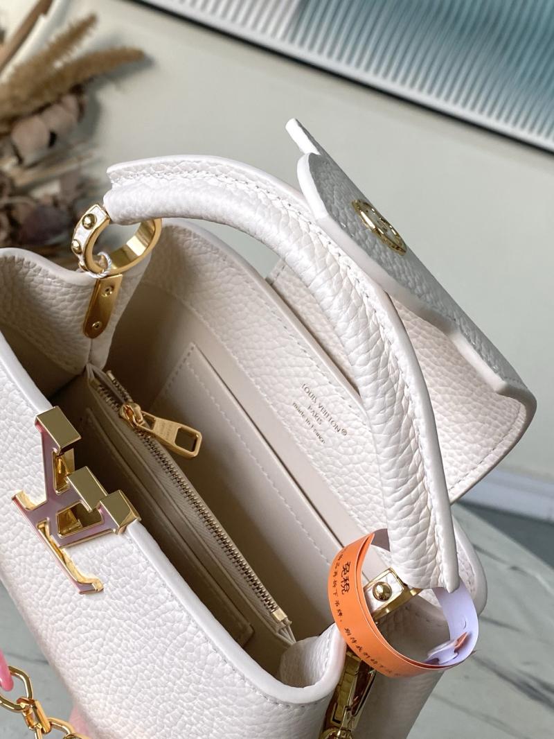 Louis Vuitton Capucines East-West Mini M14393