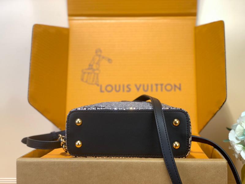 Louis Vuitton Capucines Mini Black M83088