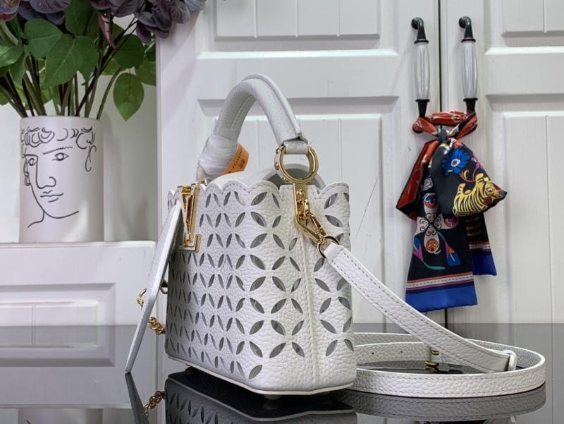 Louis Vuitton Capucines Mini Lily White M25497