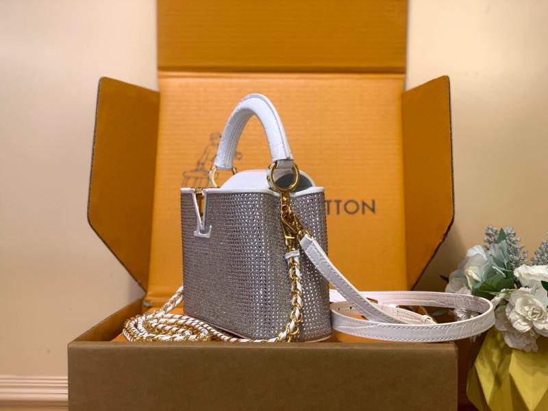 Louis Vuitton Capucines Mini White M83088