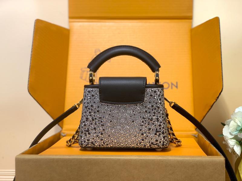 Louis Vuitton Capucines Nano M83088