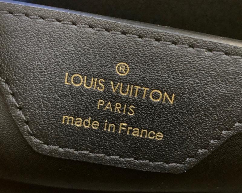 Louis Vuitton Capucines Nano M83088