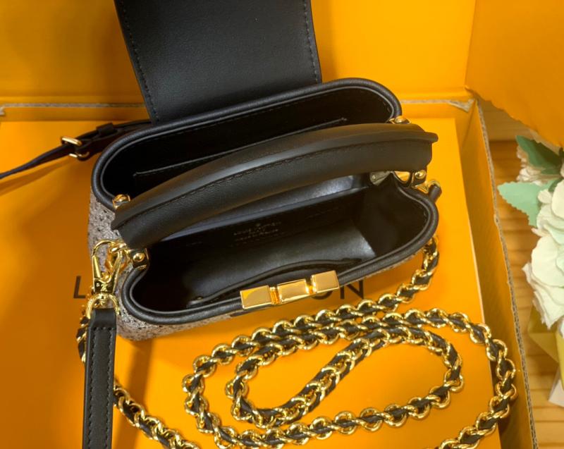 Louis Vuitton Capucines Nano M83088