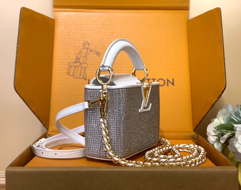 Louis Vuitton Capucines Nano White M83088