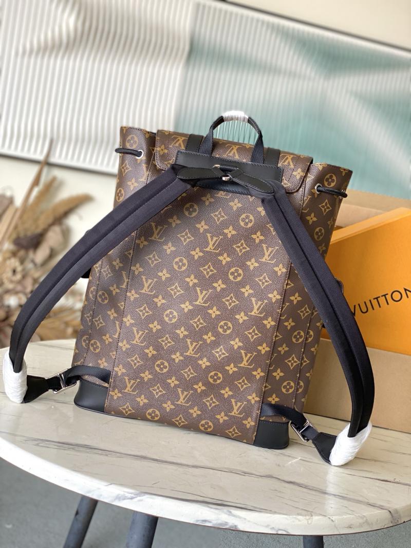 Louis Vuitton Christopher MM M43735