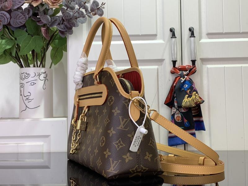 Louis Vuitton Ever More PM M15208