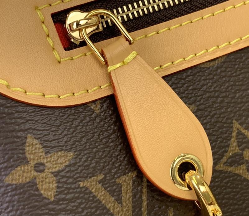 Louis Vuitton Ever More PM M15208