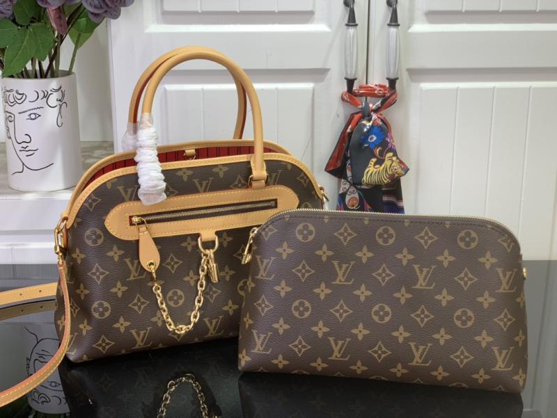 Louis Vuitton Ever More PM M15208