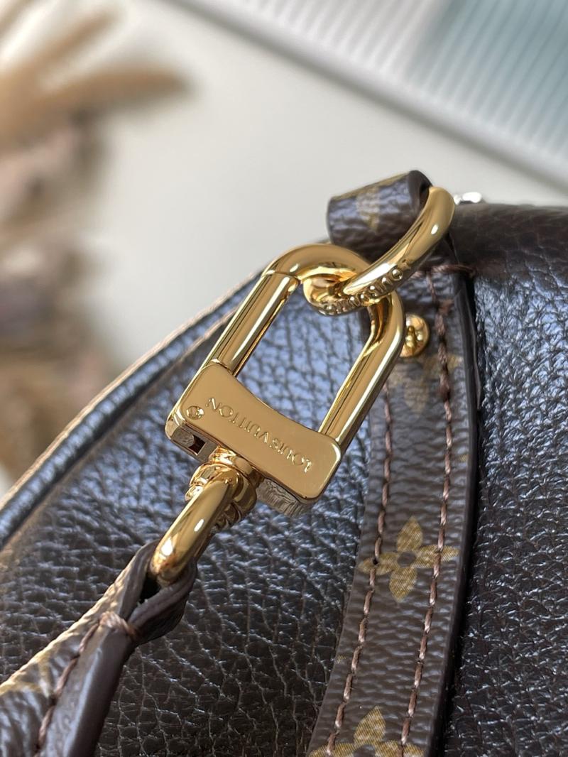 Louis Vuitton Express MM Acajou M26359