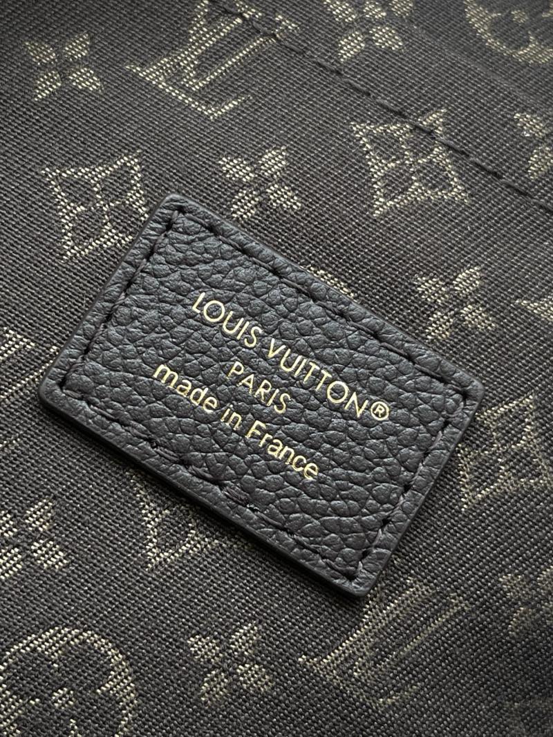 Louis Vuitton Express MM Acajou M26397