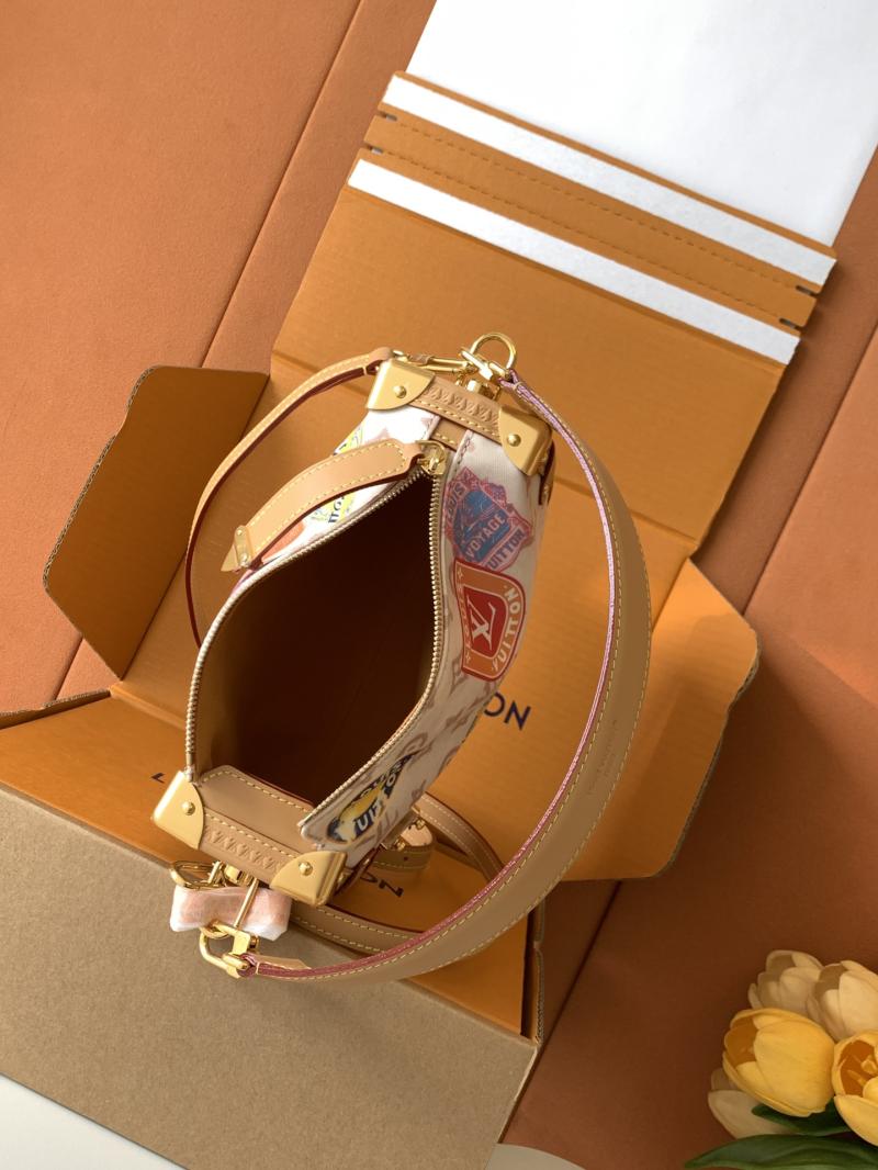 Louis Vuitton Side Trunk MM M14606