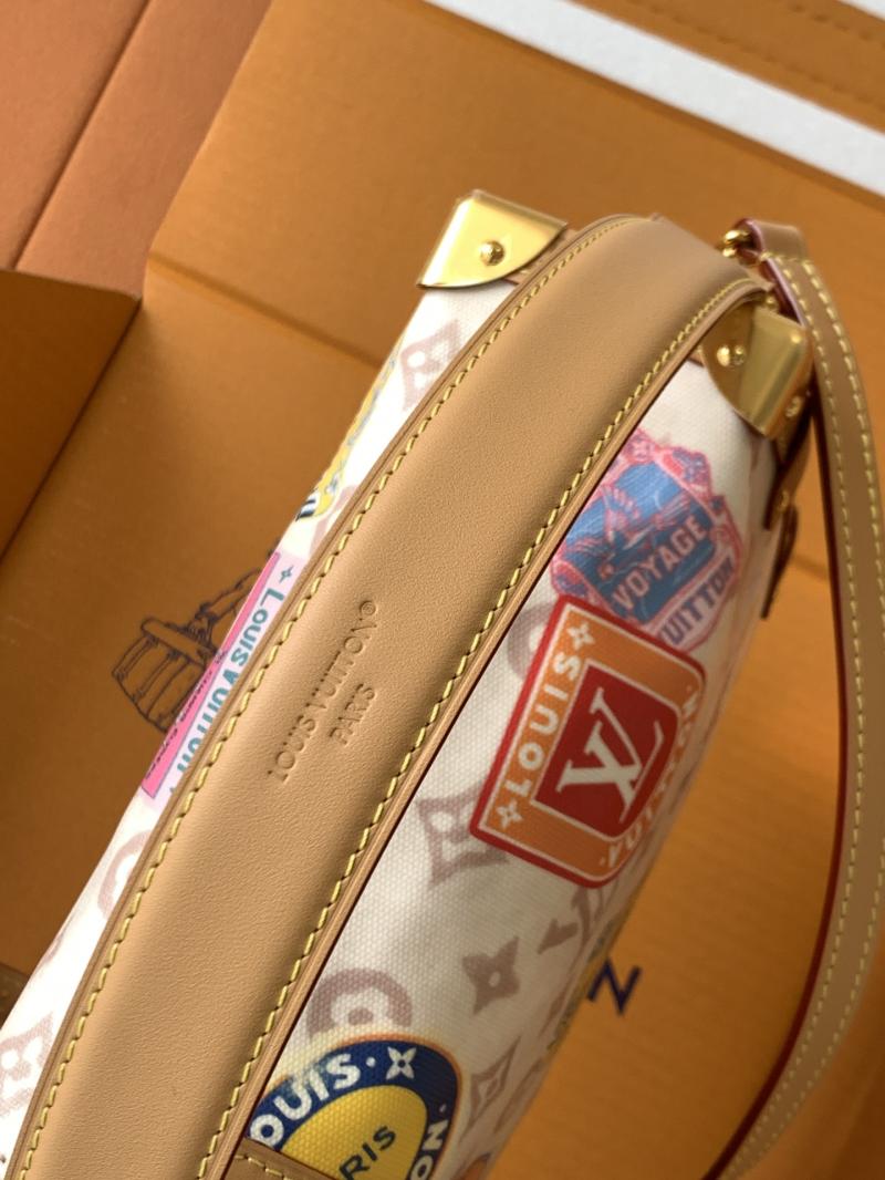 Louis Vuitton Side Trunk MM M14606