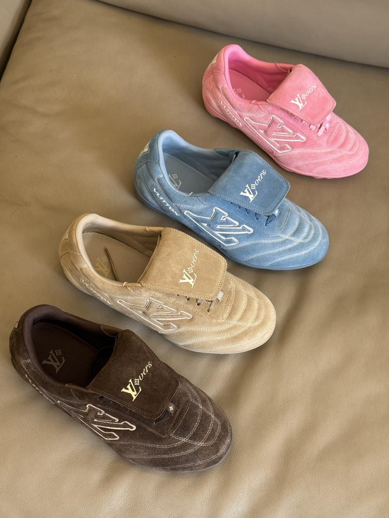 Louis Vuitton Unisex Sneakers SLU90901