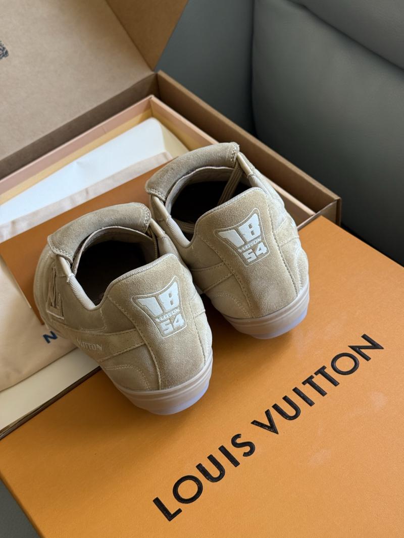 Louis Vuitton Unisex Sneakers SLU90901