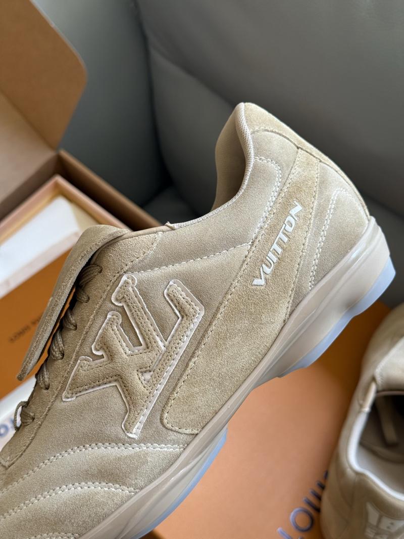 Louis Vuitton Unisex Sneakers SLU90901
