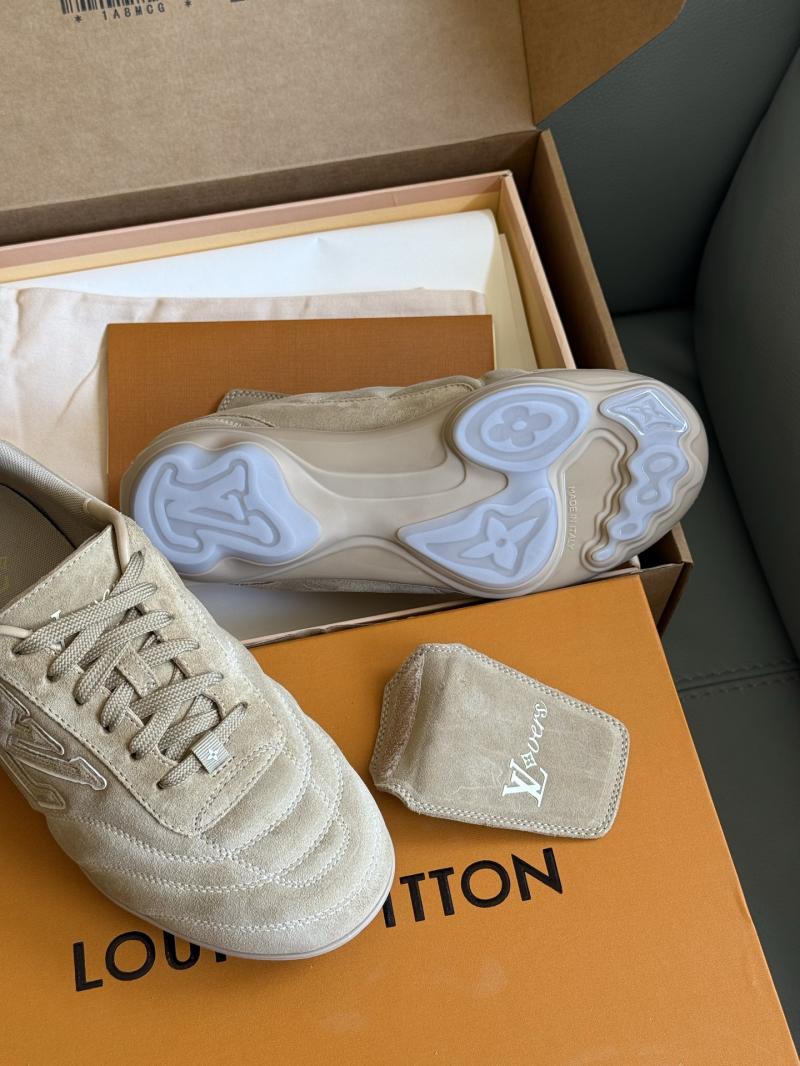 Louis Vuitton Unisex Sneakers SLU90901
