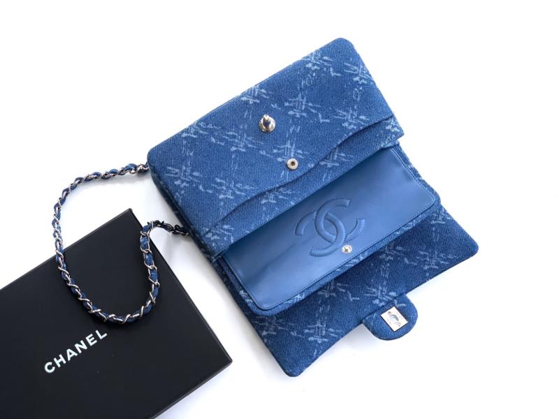 Medium Chanel Denim Handbag Blue A01112