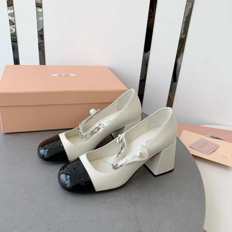 Miu Miu Pumps SMP91101