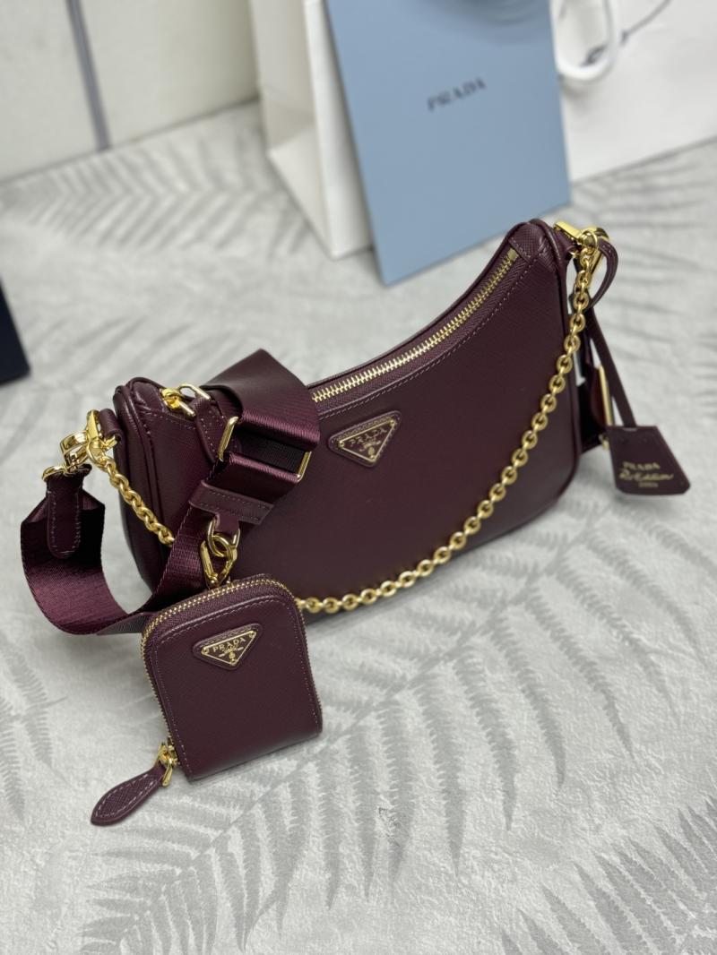 Prada 2005 Saffiano leather bag Burgundy 1BH204