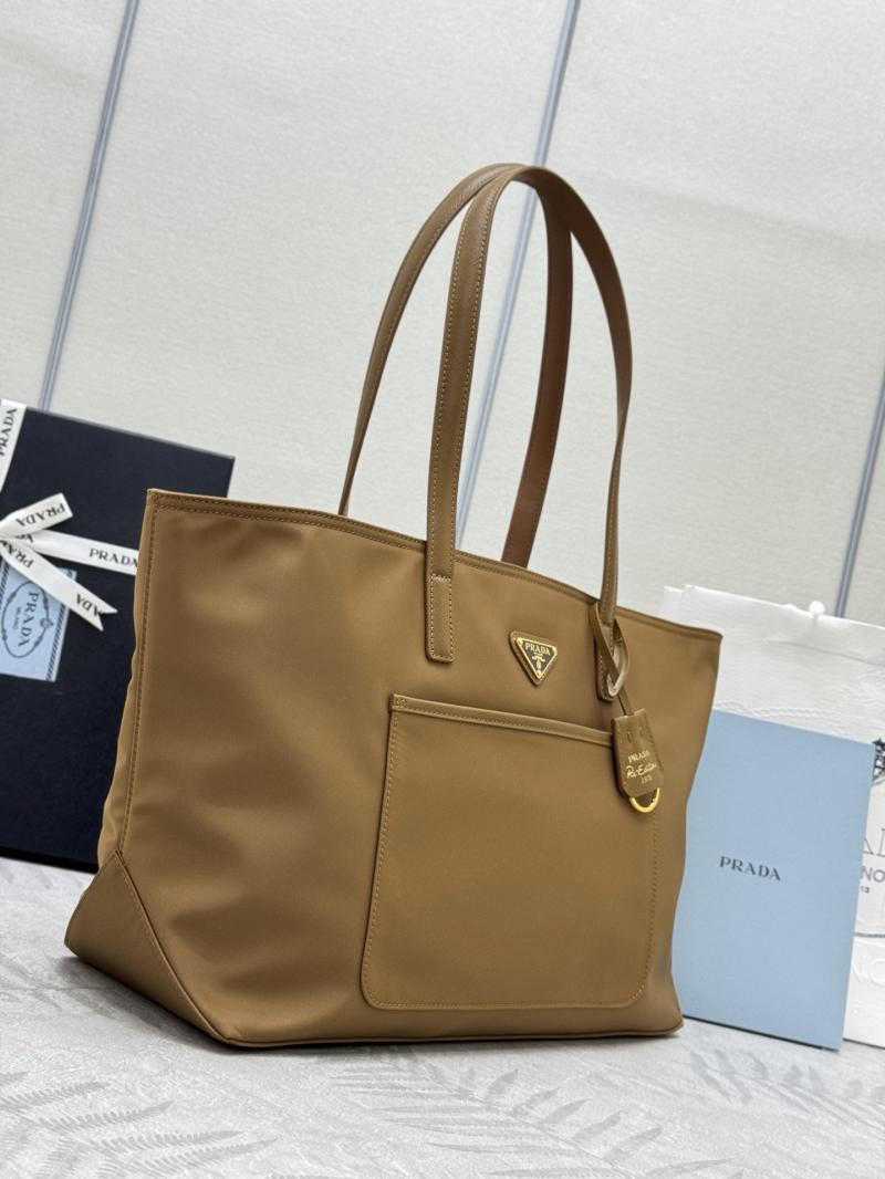 Prada Re-Edition 1978 medium tote bag Brown 1BG555