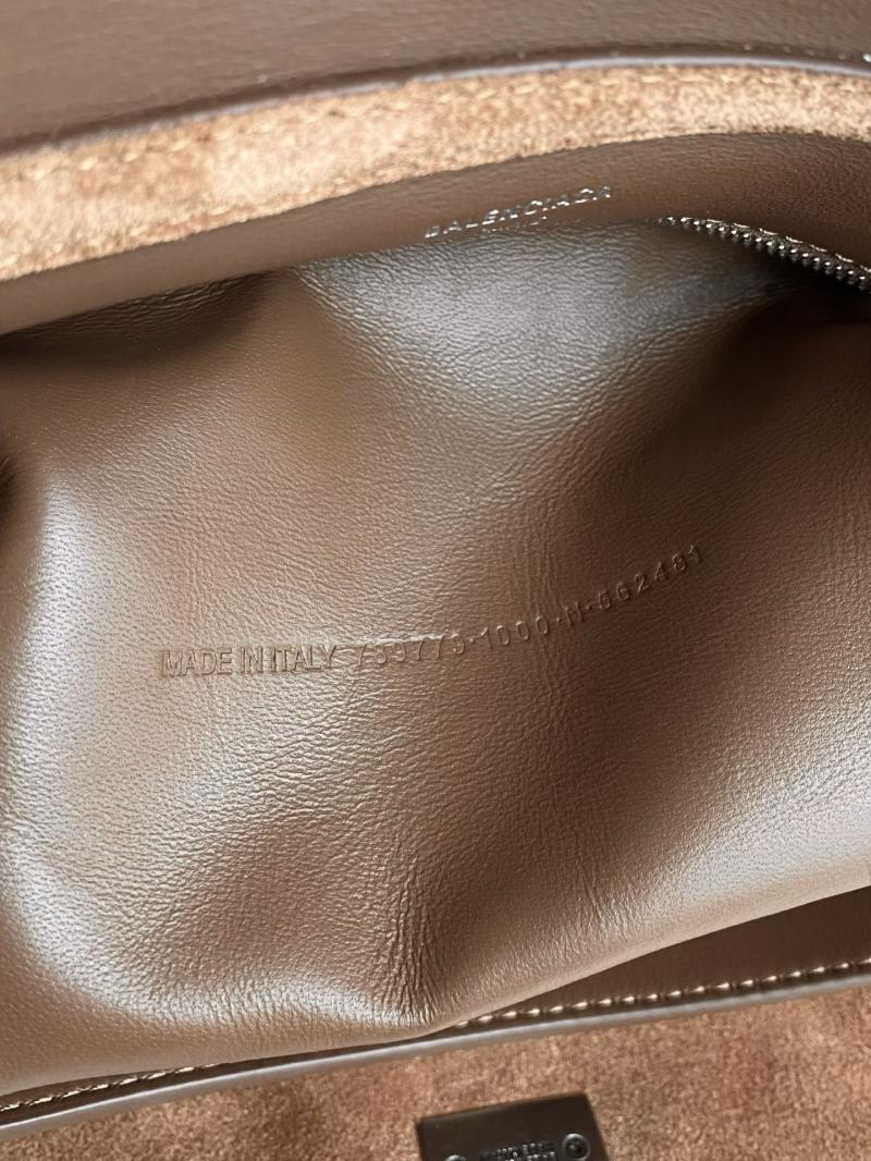 Balenciaga Rodeo Small Handbag Brown B789779