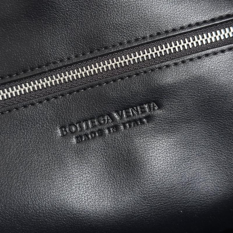 Bottega Veneta Jodie Black 600261