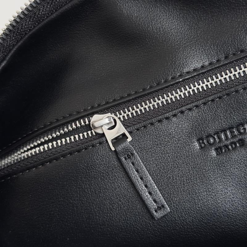 Bottega Veneta Jodie Black 600261