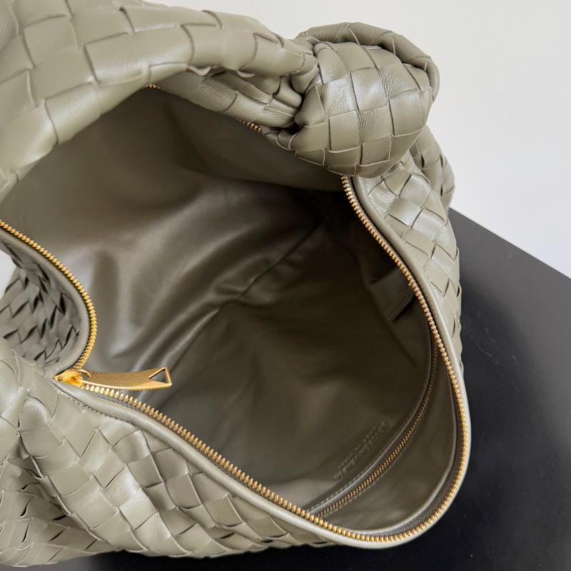 Bottega Veneta Jodie Cypress 600261