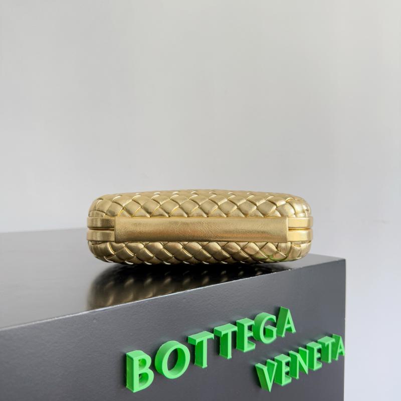 Bottega Veneta Knot Gold 826183