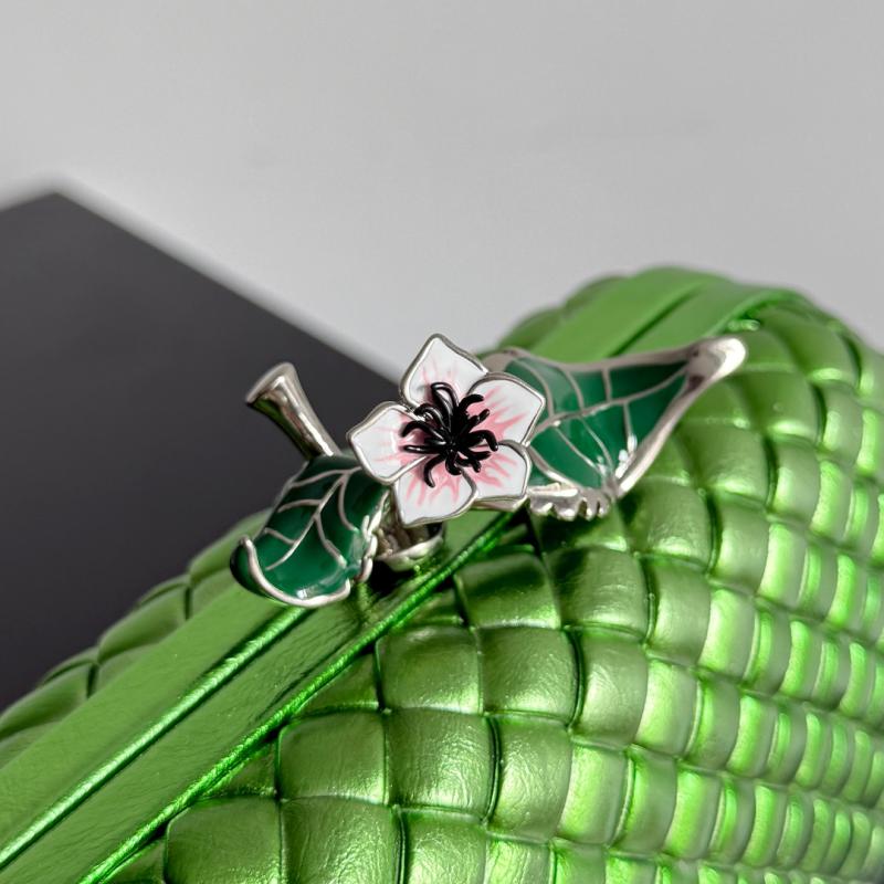 Bottega Veneta Knot Green 826183