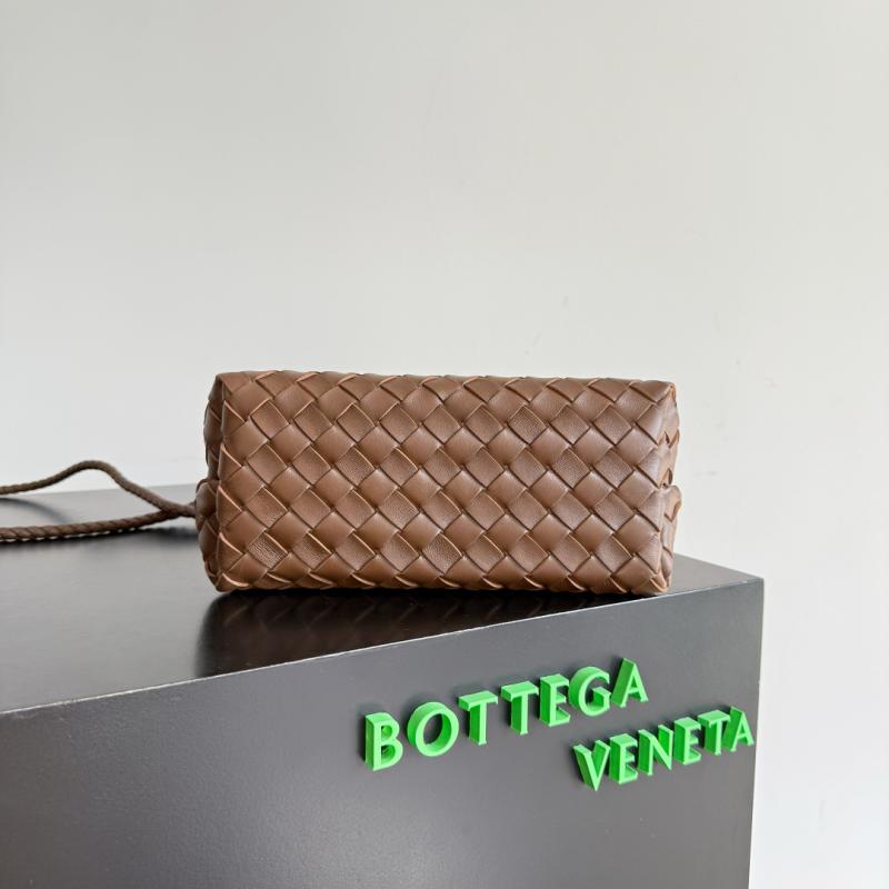 Bottega Veneta Small Andiamo Nocciola 743568
