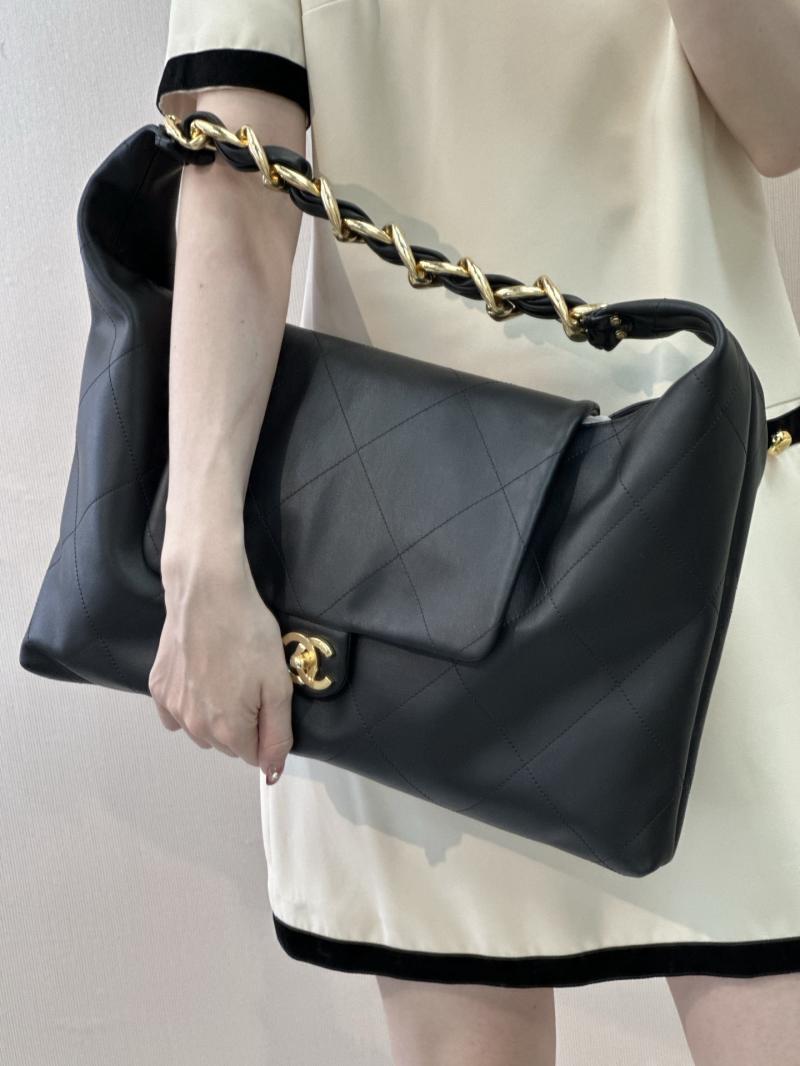 Chanel Calfskin Large Hobo Bag Black AS5834