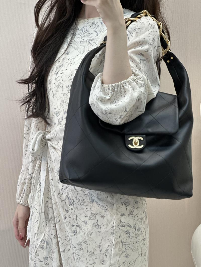 Chanel Calfskin Large Hobo Bag Black AS5838