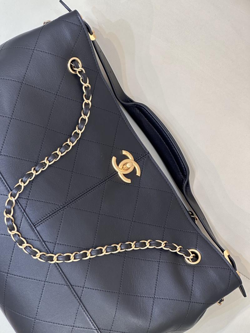 Chanel Calfskin Shopping Bag Black AS5657
