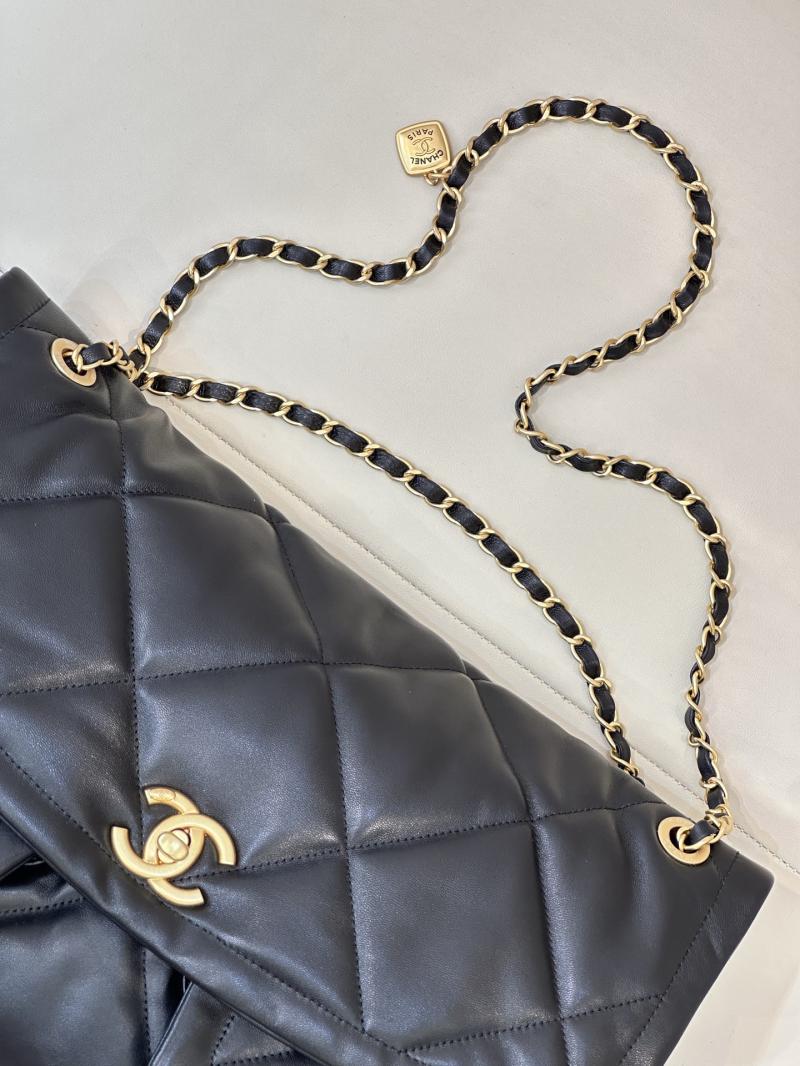 Chanel Lambskin Maxi Flap Bag Black AS5727