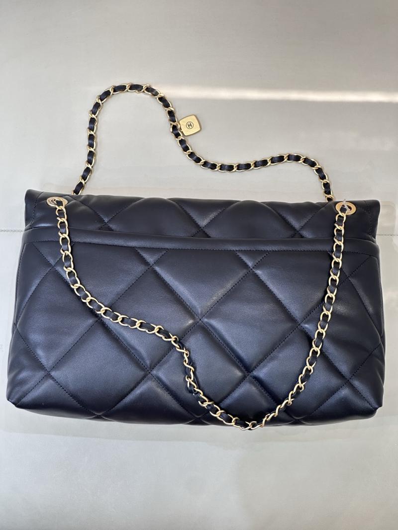 Chanel Lambskin Maxi Flap Bag Black AS5727