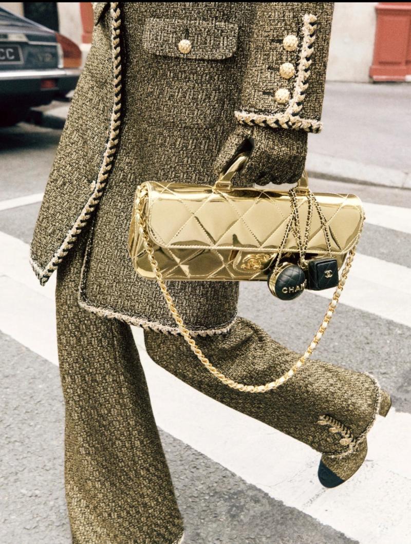 Chanel Large Flap Bag With Top Handle Light Gold AS5807