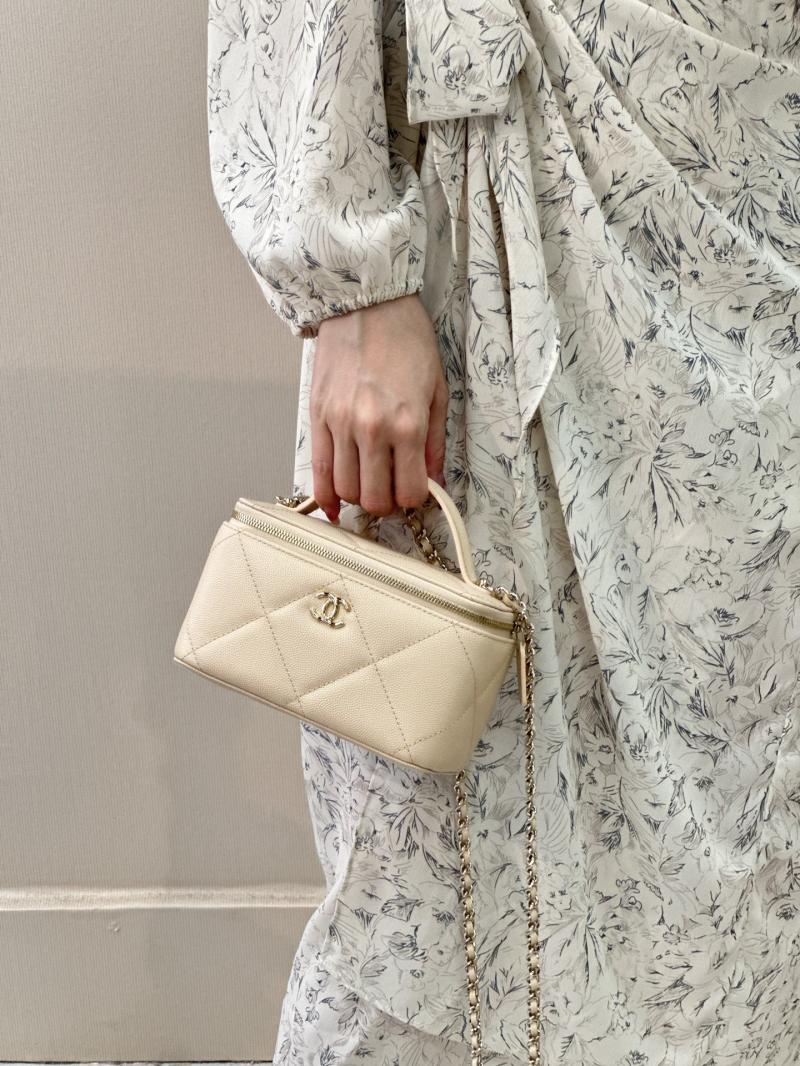 Chanel Long Vanity With Chain Beige AP4933