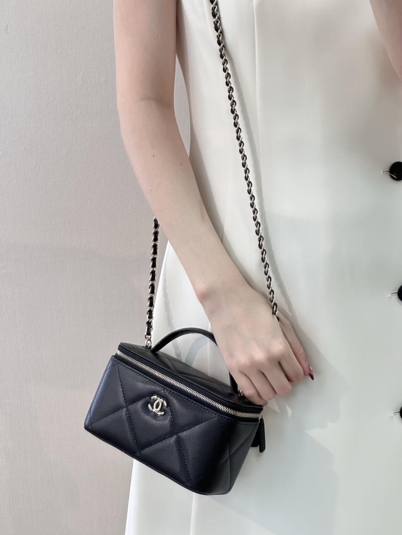 Chanel Long Vanity With Chain Black AP4933
